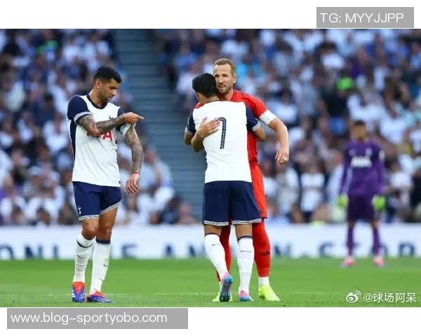 罗梅罗与孙兴慜重聚合影分享感慨球队传奇的深厚情谊